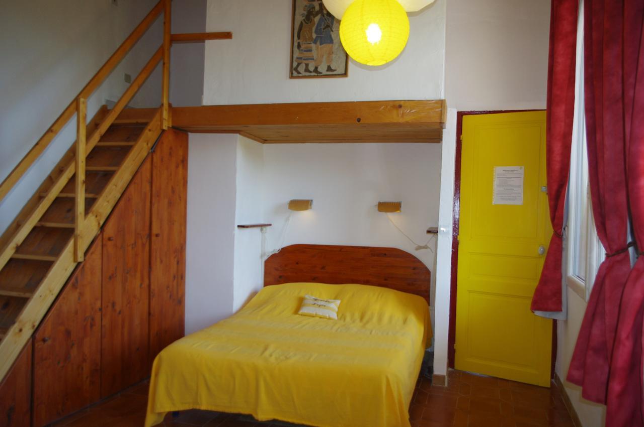 Chambres D'Hotes La Grange Au Negre Alba-la-Romaine 객실 사진